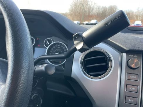 Used 2017 Toyota Tundra SR5 image 23