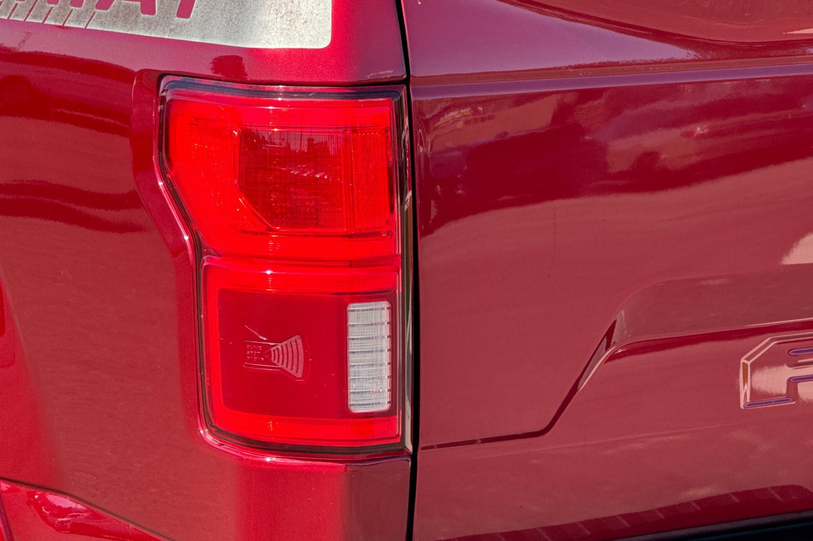 Certified 2018 Ford F150 Lariat RWD image 26