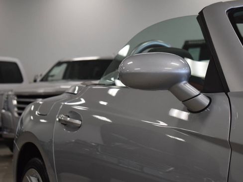 Used 2008 Chrysler Crossfire Limited image 7