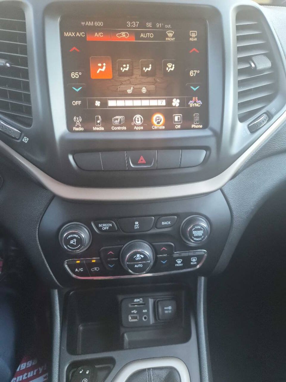 Used 2014 Jeep Cherokee Limited FWD image 10