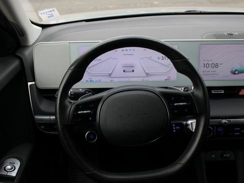 Used 2024 Hyundai Ioniq 5 SEL RWD image 10