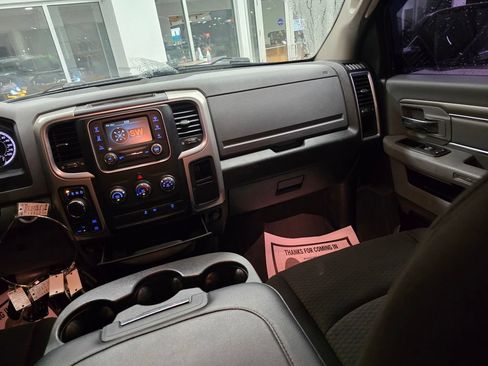 Used 2019 RAM 1500 Warlock AWD/4WD image 40