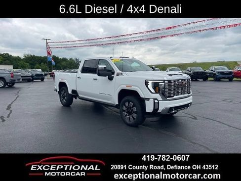 Used 2024 GMC Sierra 2500 Denali w/ Denali Reserve Package AWD/4WD image 8