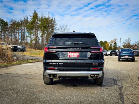 New 2026 GMC Acadia Denali w/ Super Cruise Package image 4