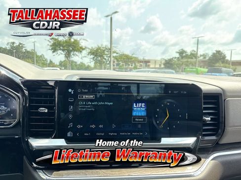 Used 2023 Chevrolet Silverado 1500 LTZ AWD/4WD image 25