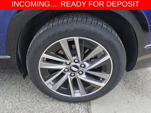Used 2026 Cadillac Vistiq Sport w/ LPO, Floor Liner Package AWD/4WD image 12