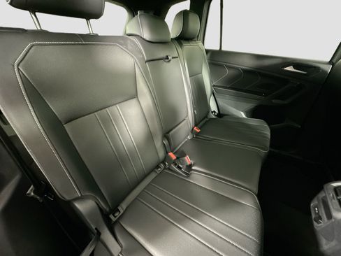 Certified 2023 Volkswagen Tiguan SE R-Line image 26