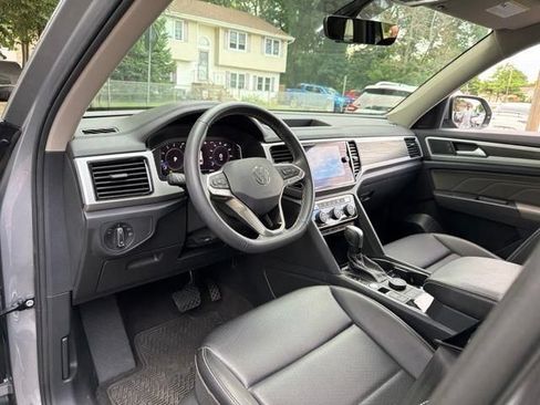 Used 2023 Volkswagen Atlas SE AWD/4WD image 31