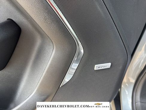 Used 2025 Chevrolet Suburban RST w/ Comfort Package image 10