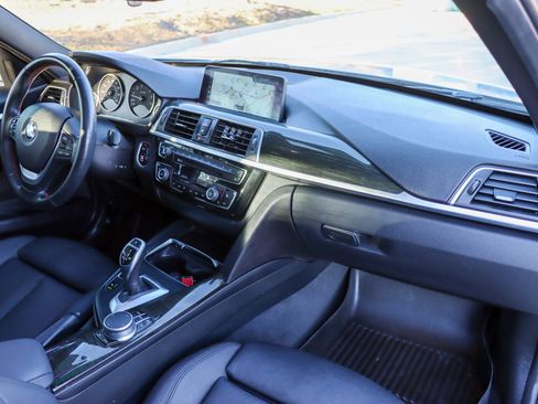 Used 2017 BMW 330i Sedan image 23