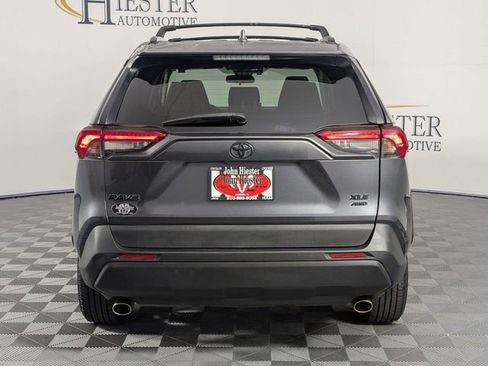 Used 2019 Toyota RAV4 XLE w/ Convenience Package AWD/4WD image 6