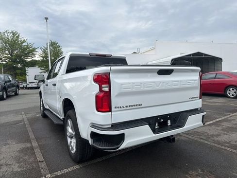 Used 2021 Chevrolet Silverado 1500 Custom RWD image 3