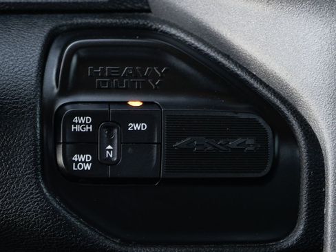 Used 2019 RAM 3500 Tradesman image 33