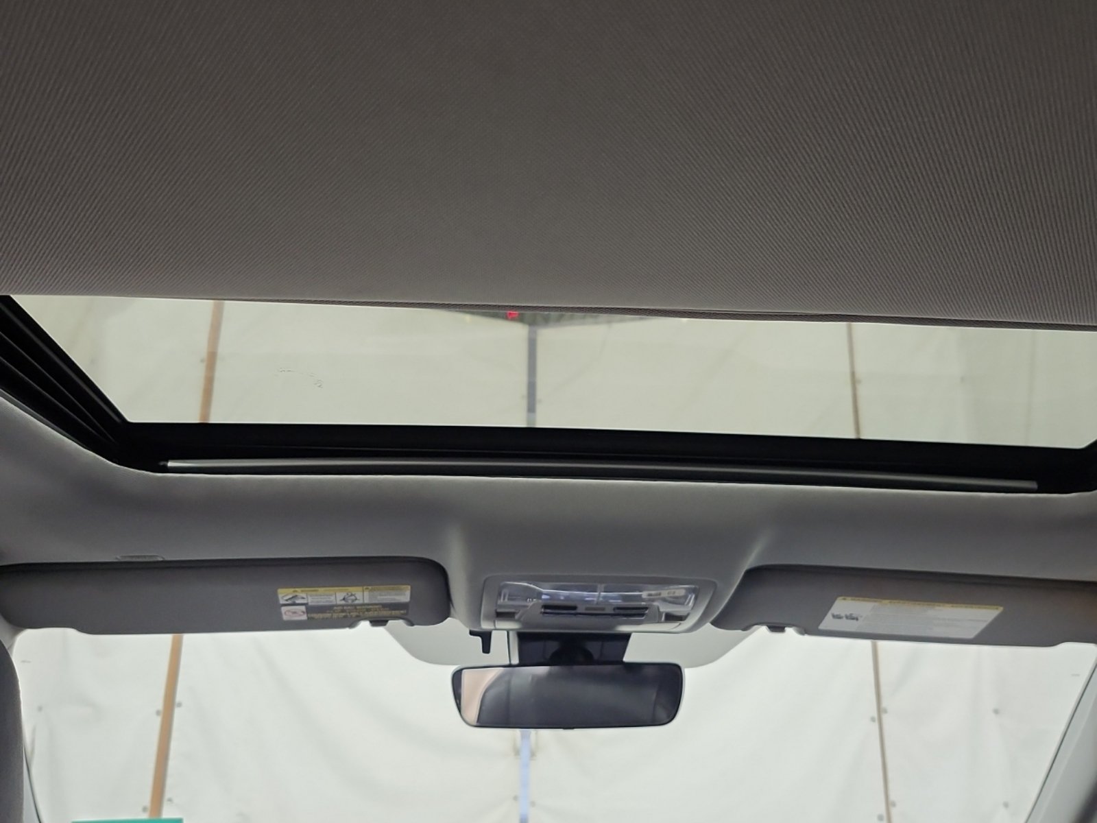 Used 2019 Toyota Highlander XLE AWD/4WD image 5