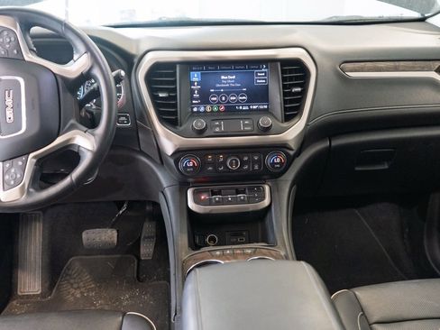 Used 2020 GMC Acadia Denali image 9