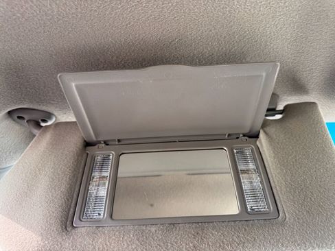 Used 2004 Chevrolet Impala w/ Preferred Equipment Group image 20