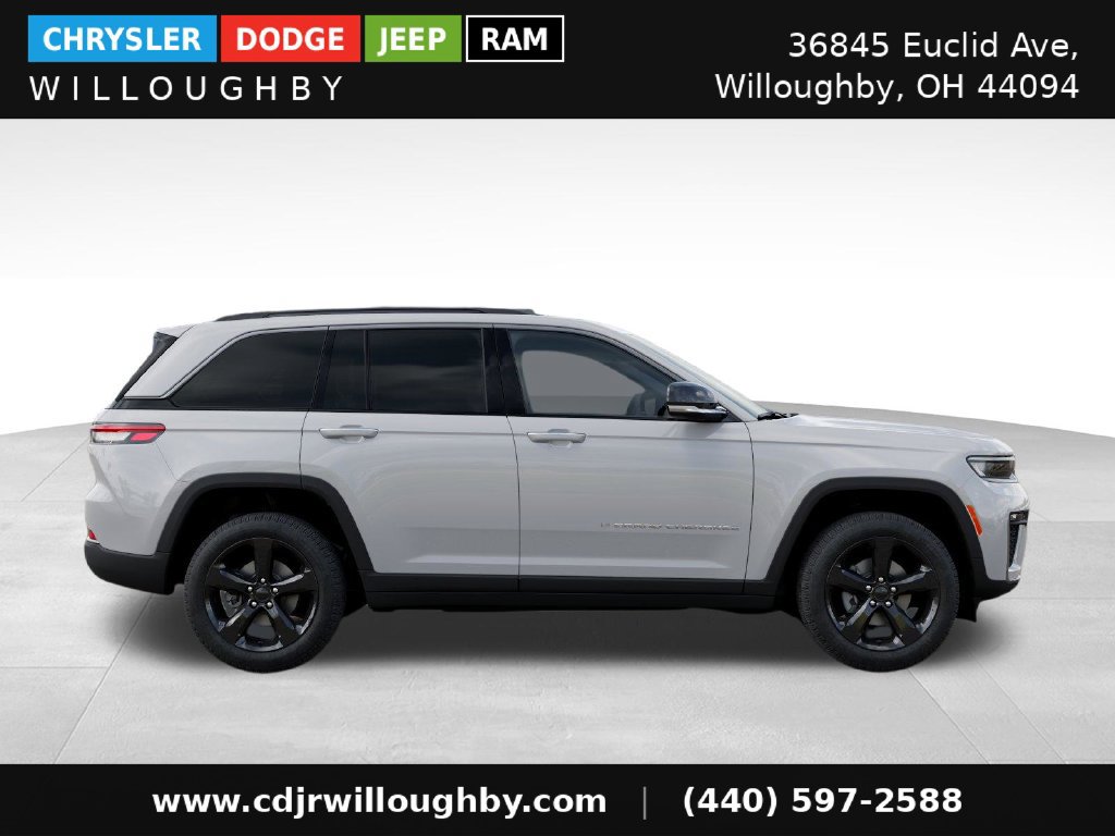 New 2026 Jeep Grand Cherokee Limited w/ Limited Altitude Package AWD/4WD image 24