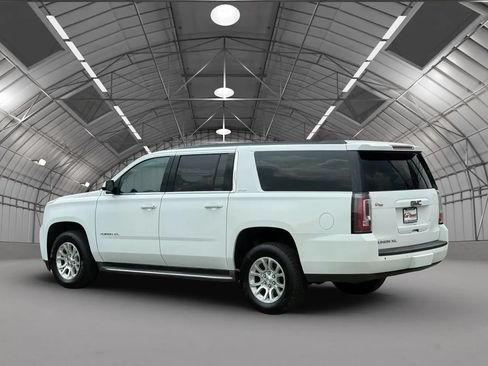 Used 2016 GMC Yukon XL SLE AWD/4WD image 5