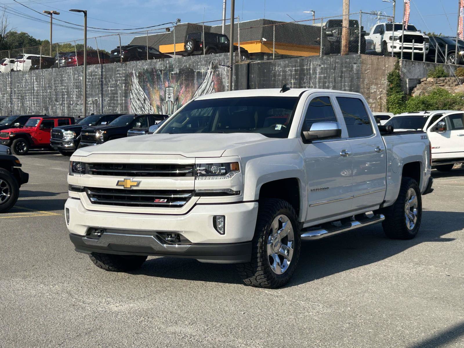 Used 2018 Chevrolet Silverado 1500 LTZ Z71 AWD/4WD image 3