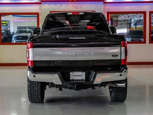 Used 2017 Ford F250 King Ranch w/ King Ranch Ultimate Package image 12