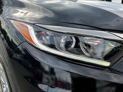 Used 2021 Honda HR-V LX image 30