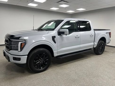 Used 2025 Ford F150 Lariat AWD/4WD image 5
