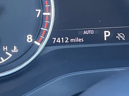 Used 2024 Nissan Pathfinder S image 25