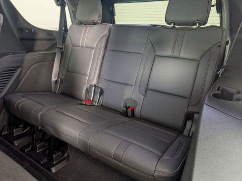 Used 2023 Chevrolet Tahoe RST image 28