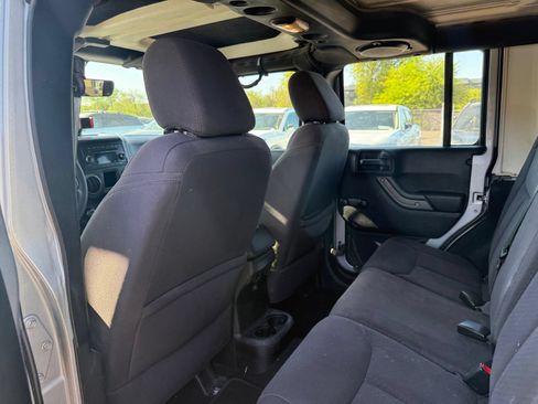Used 2013 Jeep Wrangler Unlimited Sport AWD/4WD image 11