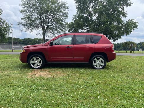 Used 2008 Jeep Compass Sport image 16