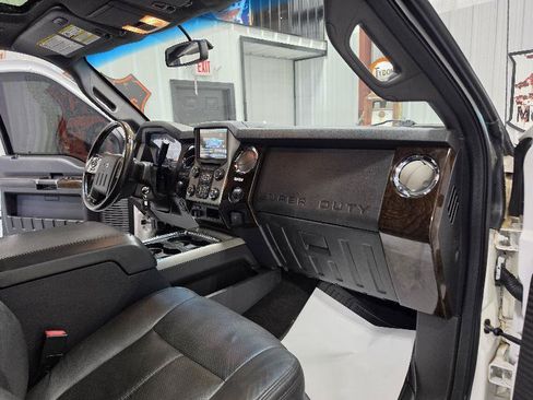 Used 2015 Ford F350 Platinum AWD/4WD image 14
