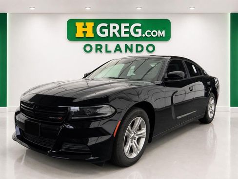 Used 2023 Dodge Charger SXT RWD image 4
