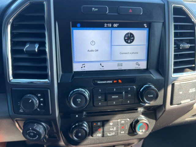 Used 2016 Ford F150 XLT w/ Equipment Group 302A Luxury AWD/4WD image 12