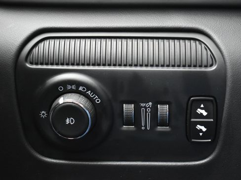 Used 2024 Jeep Grand Wagoneer L Series II w/ Quick Order Packagew 28T image 21