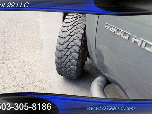 Used 2011 Chevrolet Silverado 2500 LTZ w/ LTZ Plus Package AWD/4WD image 4