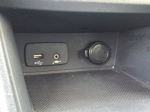 Used 2023 Subaru Crosstrek 2.0i AWD/4WD image 8