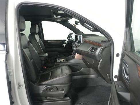 Used 2022 Chevrolet Tahoe High Country AWD/4WD image 34