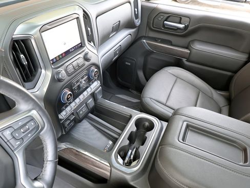 Used 2022 Chevrolet Silverado 2500 LTZ w/ LTZ Plus Package image 45