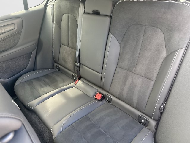 Certified 2023 Volvo C40 P8 Recharge Ultimate AWD/4WD image 28