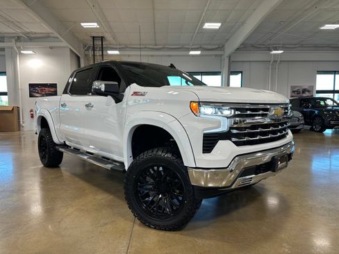 Used 2025 Chevrolet Silverado 1500 LTZ w/ Z71 Off-Road Package AWD/4WD image 1