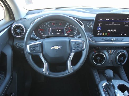 Used 2024 Chevrolet Blazer LT w/ Convenience Package image 10