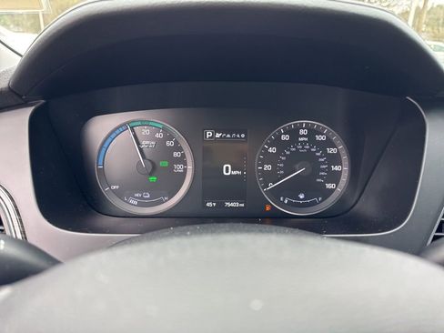 Used 2016 Hyundai Sonata Limited image 23