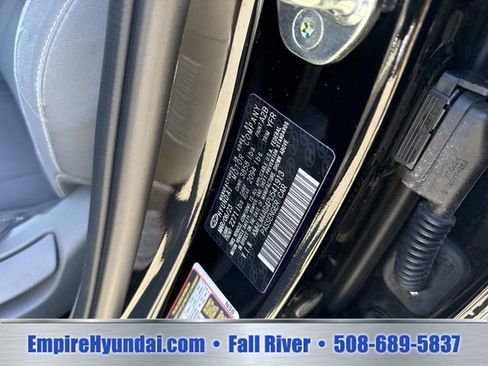 Certified 2023 Hyundai Elantra SEL FWD image 17