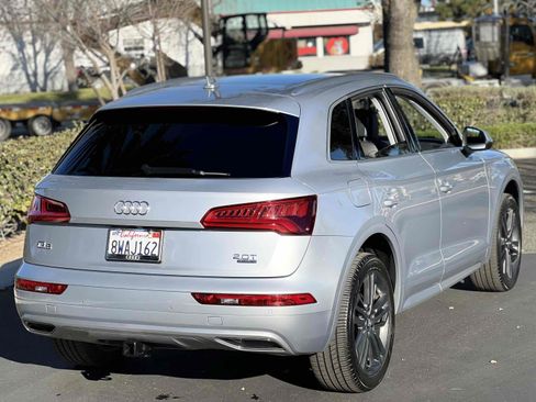 Used 2018 Audi Q5 2.0T Premium Plus w/ Premium Plus Package image 16