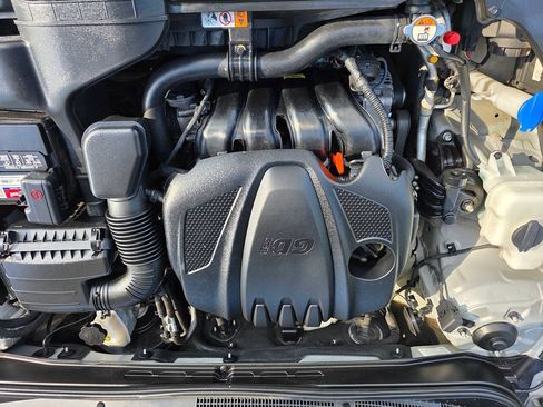 Used 2013 Hyundai Sonata GLS FWD image 40