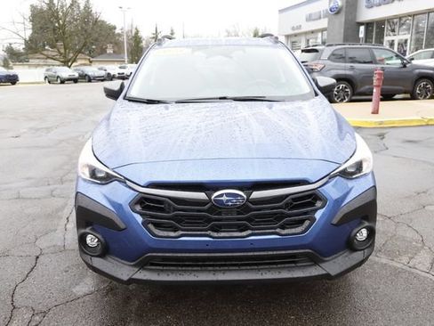 Used 2025 Subaru Crosstrek 2.5i Premium AWD/4WD image 9