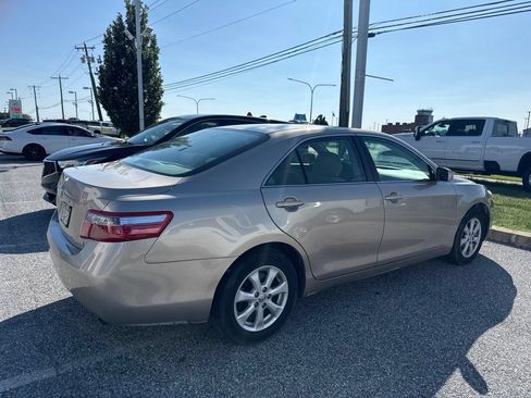 Used 2008 Toyota Camry LE FWD image 4