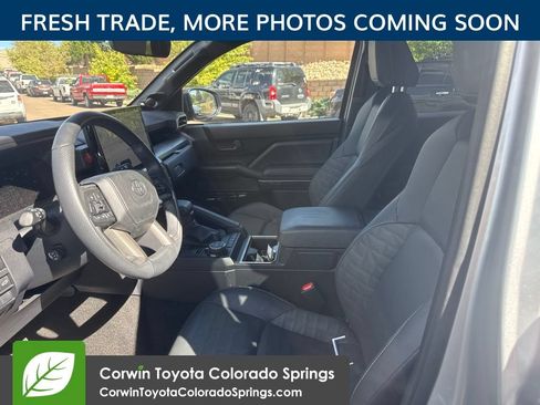 Used 2025 Toyota 4Runner TRD Off-Road Premium AWD/4WD image 10