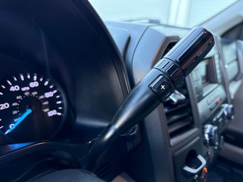 Used 2017 Ford F550 2WD Regular Cab Super Duty image 24