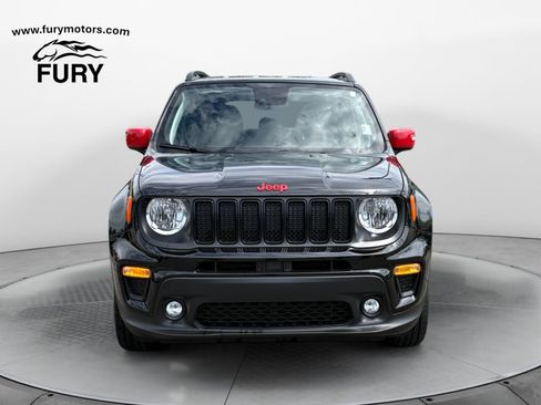 Used 2023 Jeep Renegade Latitude AWD/4WD image 9